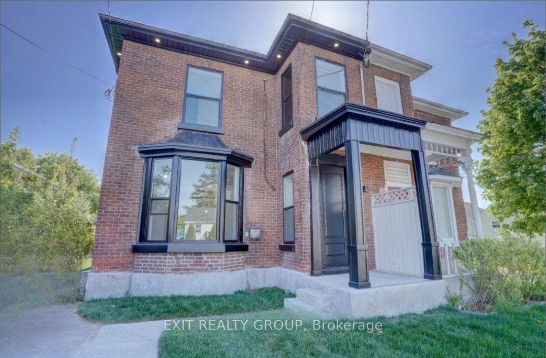 105 Yeomans Street, Belleville