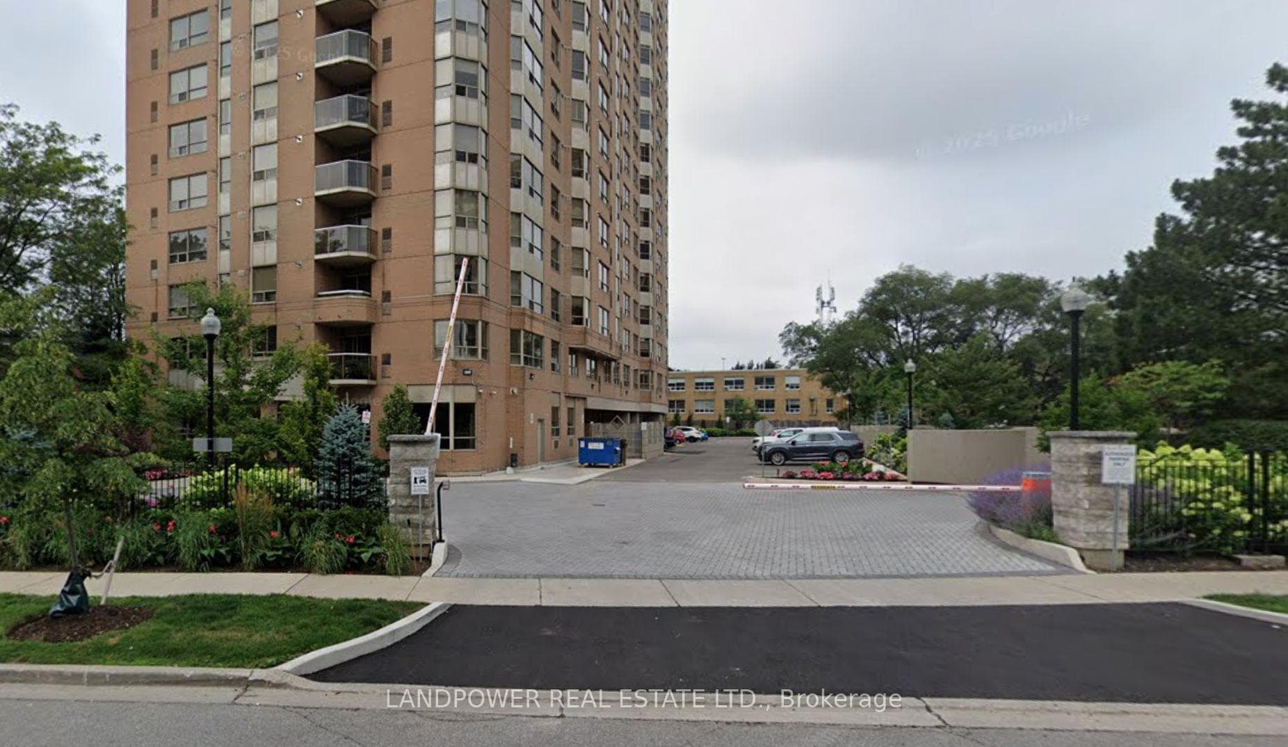 265 Ridley Boulevard Unit 801, Lawrence Park / Bedford Park, ON M5M 4N8 - Photo 1