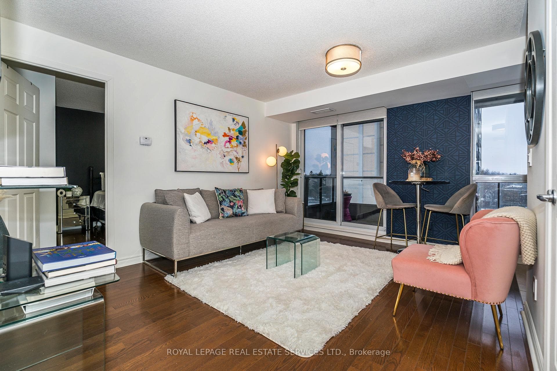 70 High Park Avenue Unit 401, Bloor West Village / Swansea, ON M6P 1A1 - Photo 1