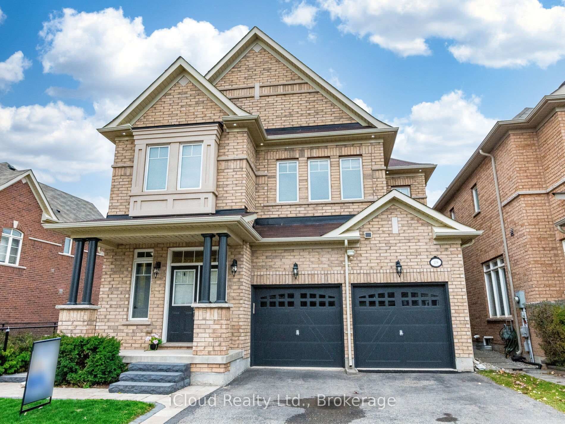 109 Kaitting Trail, Oakville