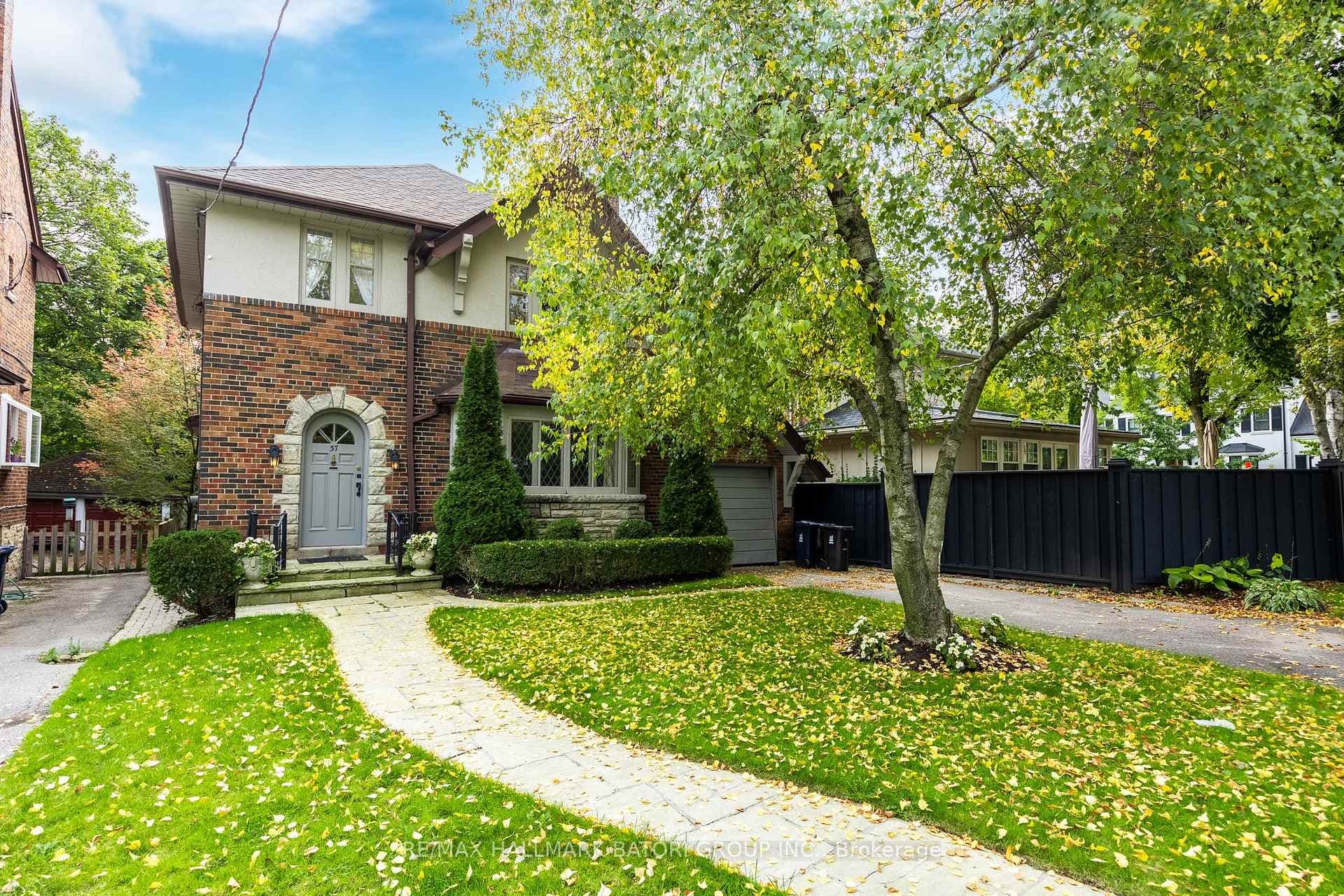 37 Elderwood Drive, Forest Hill / Deer Park, ON M5P 1W8 - Photo 1