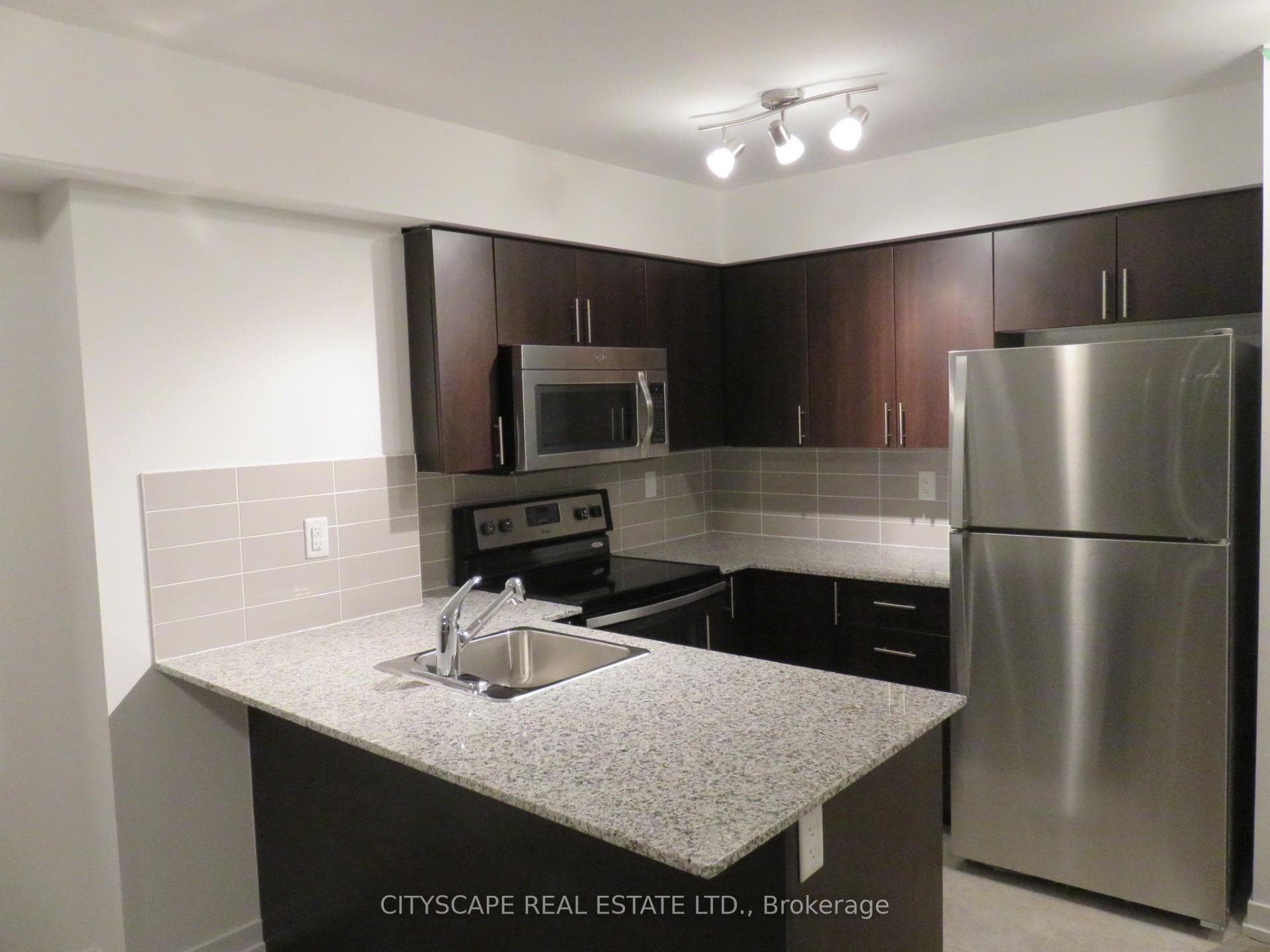 1410 Dupont Street Unit 603, Bloor West Village / Swansea, ON M6H 2B1 - Photo 1