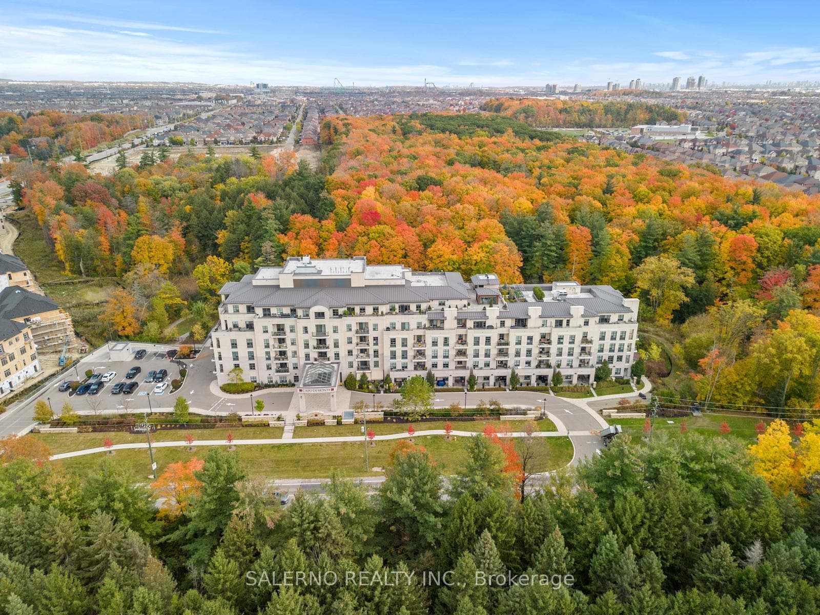 9909 Pine Valley Drive Unit 310, Vaughan