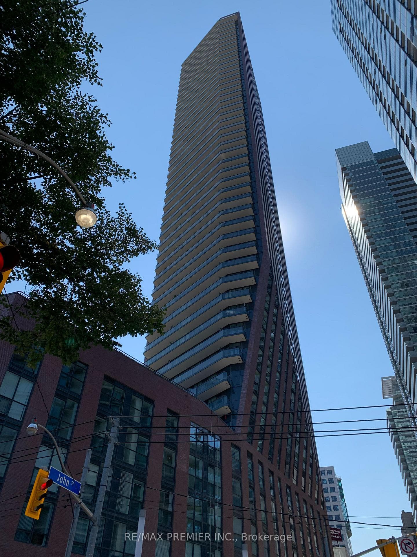 99 John Street Unit 903, Toronto C01