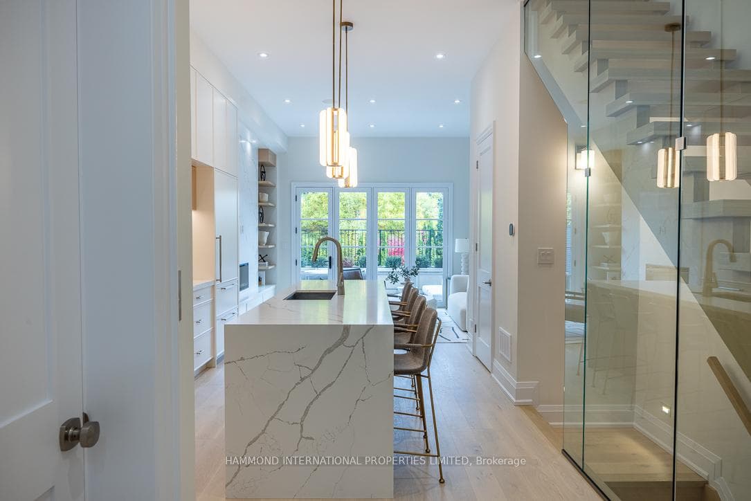 1177 Avenue Road, Lawrence Park / Bedford Park, ON M5N 2G2 - Photo 1