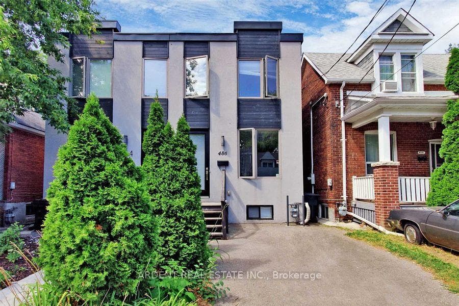 486 Main Street, Danforth / East York, ON M4C 4Y2 - Photo 1