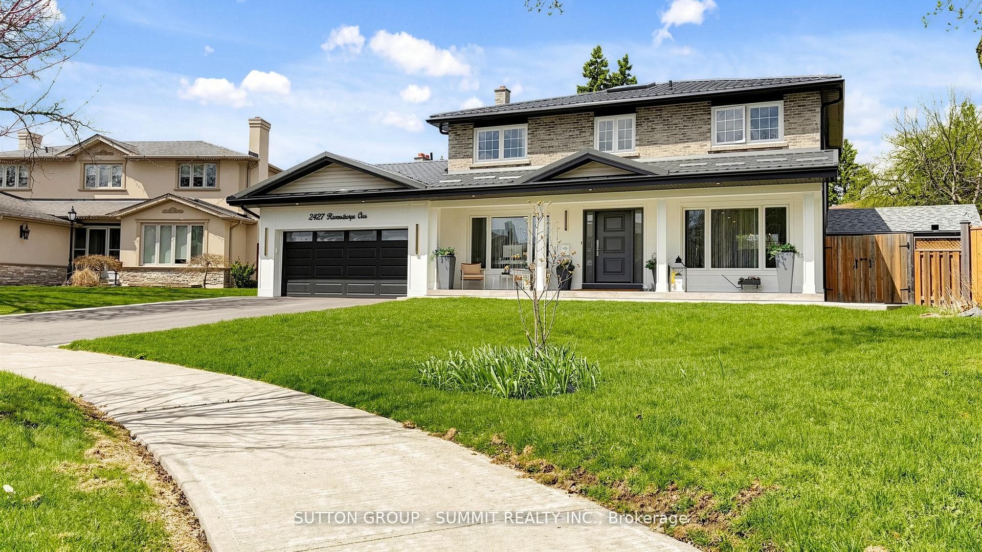 2427 Ravensthorpe Crescent, Mississauga, ON L5C 2Y4 - Photo 1
