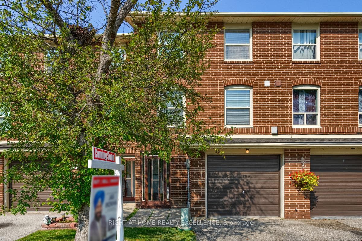 28 Eden Park Unit Unit 72, Brampton, ON L6T 3A5 - Photo 1