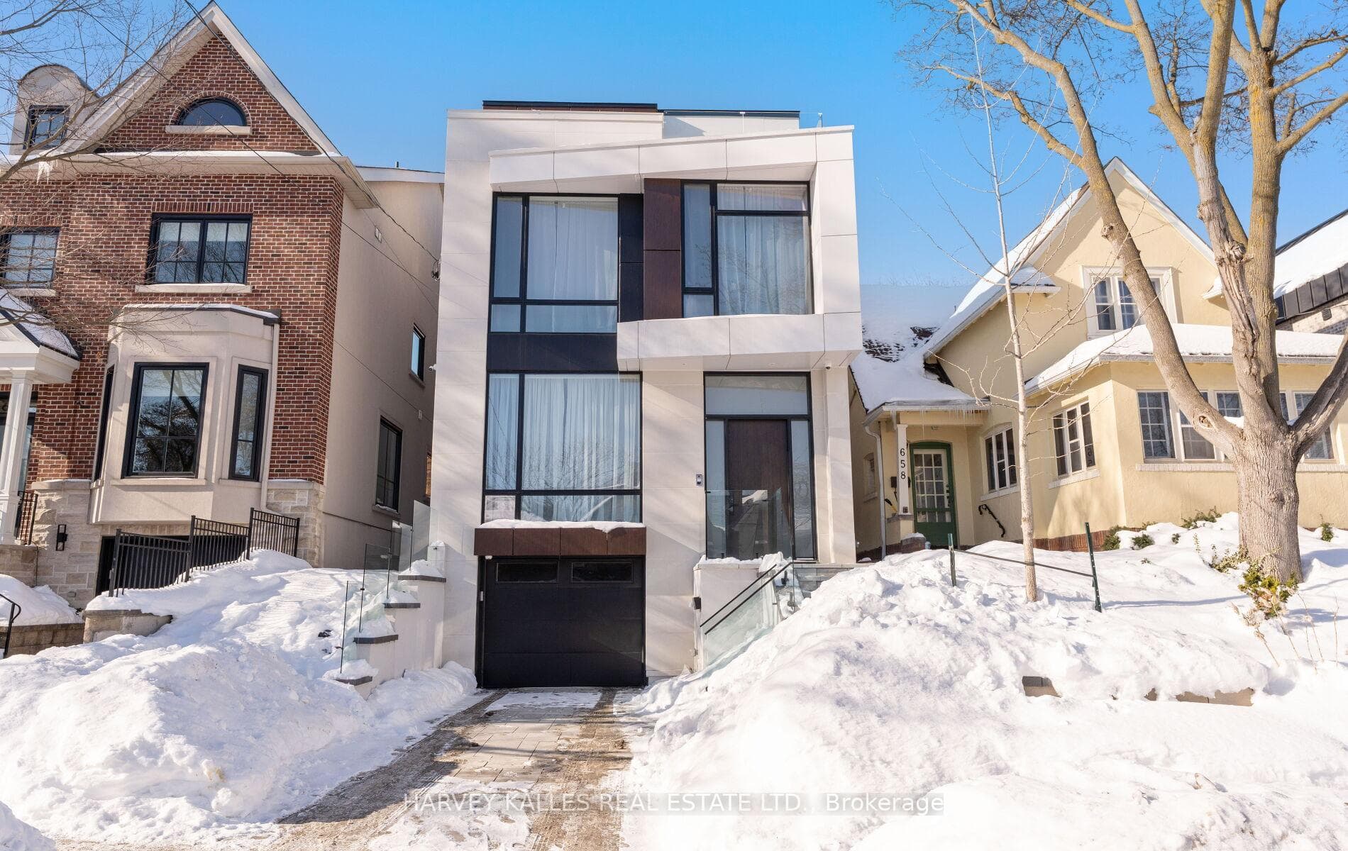 656 Oriole Parkway, Forest Hill / Deer Park, ON M4R 2C4 - Photo 1