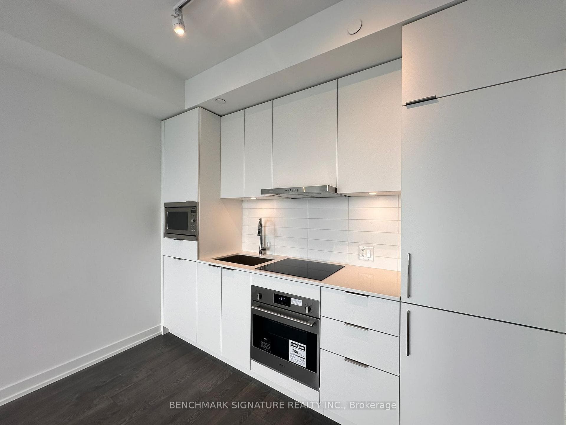 8 Olympic Garden Drive Unit 1708, Toronto C14