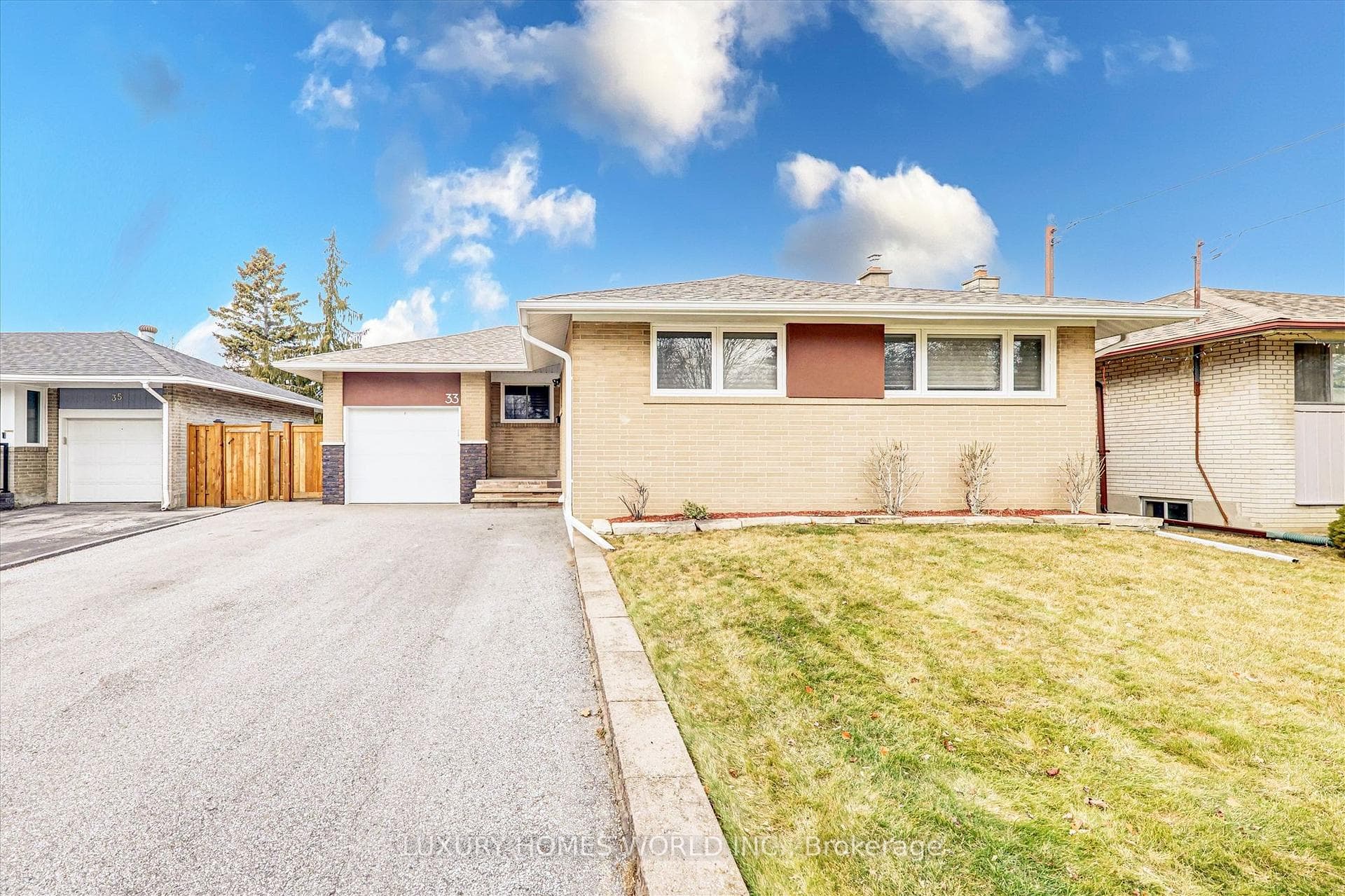 33 Woodgarden Crescent, Rouge / Port Union / Malvern, ON M1E 3K3 - Photo 1