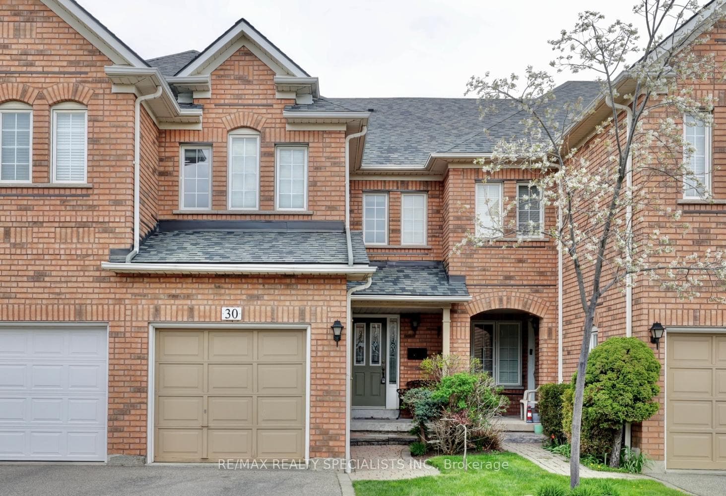 2665 Thomas Street Unit 30, Mississauga, ON L5M 6G4 - Photo 1