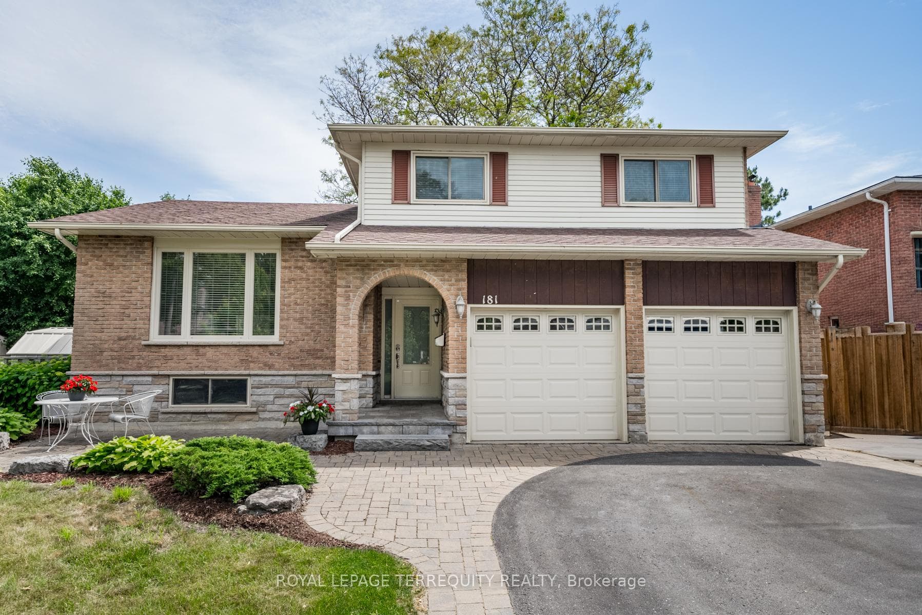 181 Hazelwood Drive, Whitby