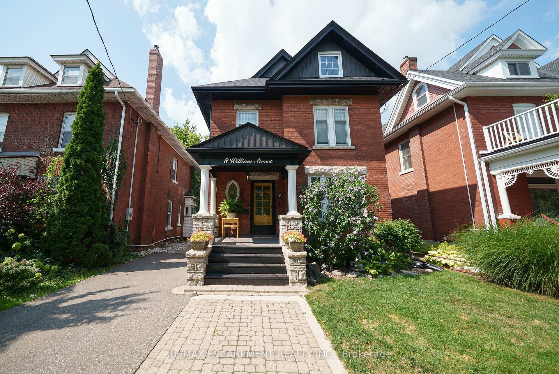 8 William Street, Brantford, ON N3T 3K1 - Photo 1