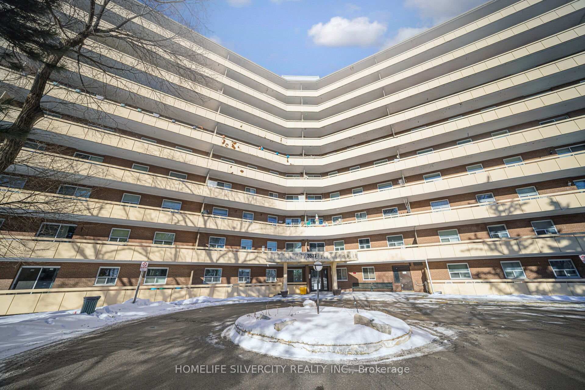 3577 Derry Road Unit 611, Mississauga, ON L4T 1B3 - Photo 1