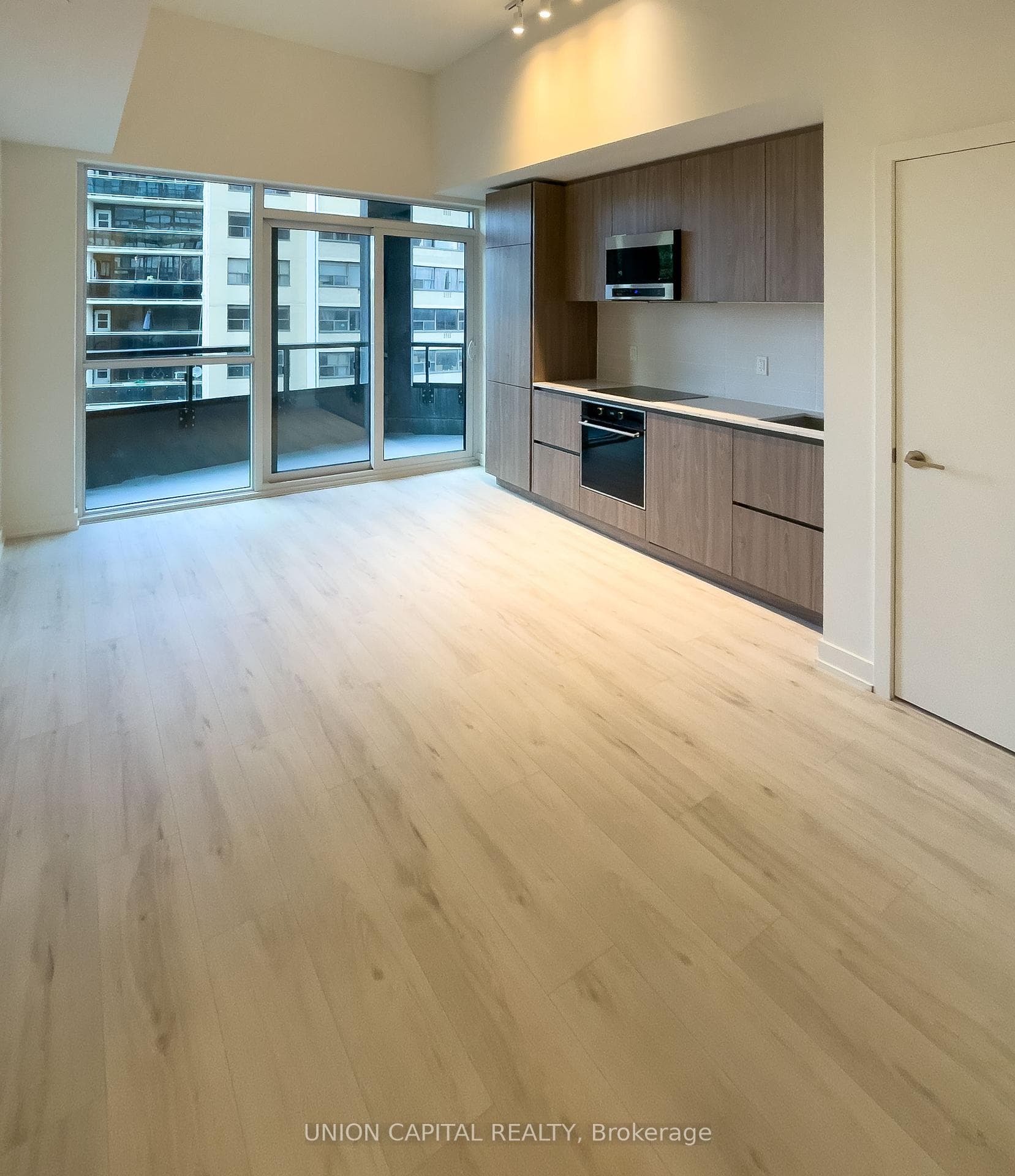 120 Broadway Avenue Unit 518N, Leaside / Davisville, ON M4P 0E9 - Photo 1