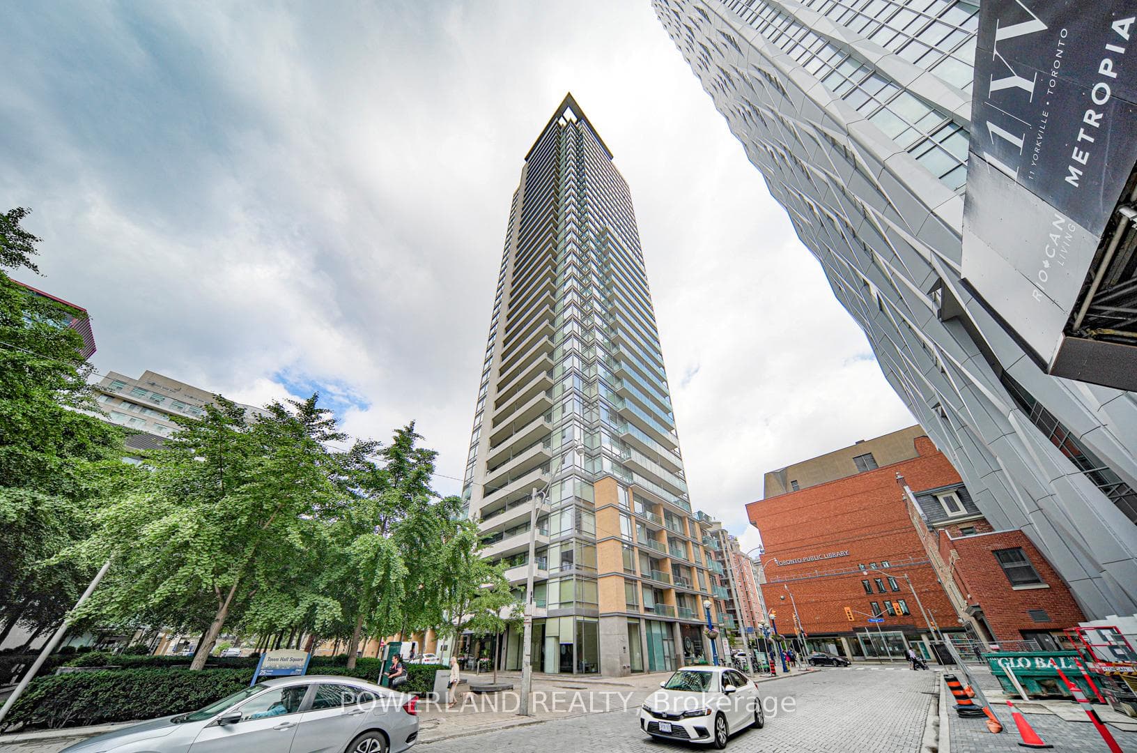 18 Yorkville Avenue Unit 317, Toronto C02