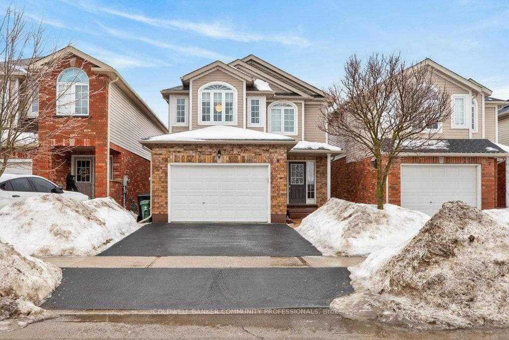 9 Gosling Gardens, Guelph
