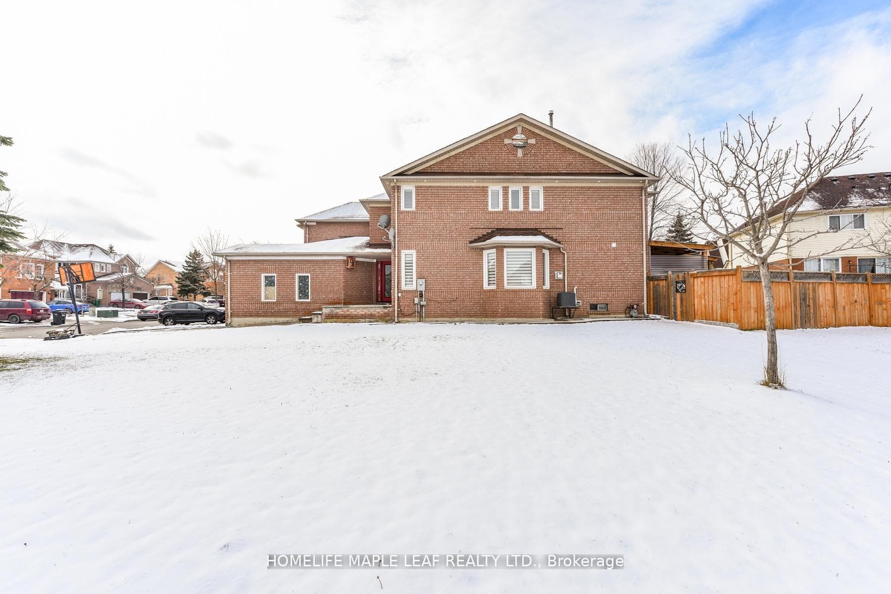 100 Alaskan Summit Court, Brampton, ON L6R 1N9 - Photo 1