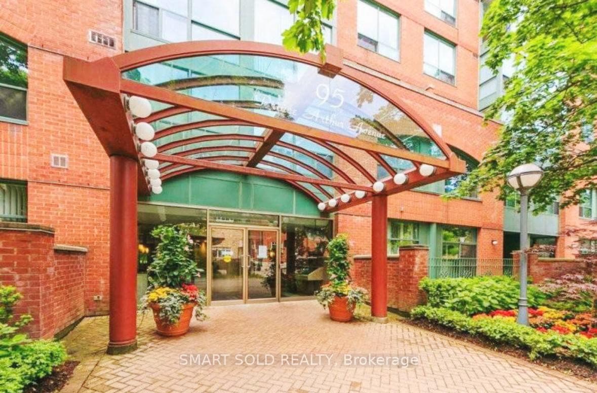 95 Prince Arthur Avenue Unit 711, Annex / Yorkville / Summerhill, ON M5R 3P6 - Photo 1