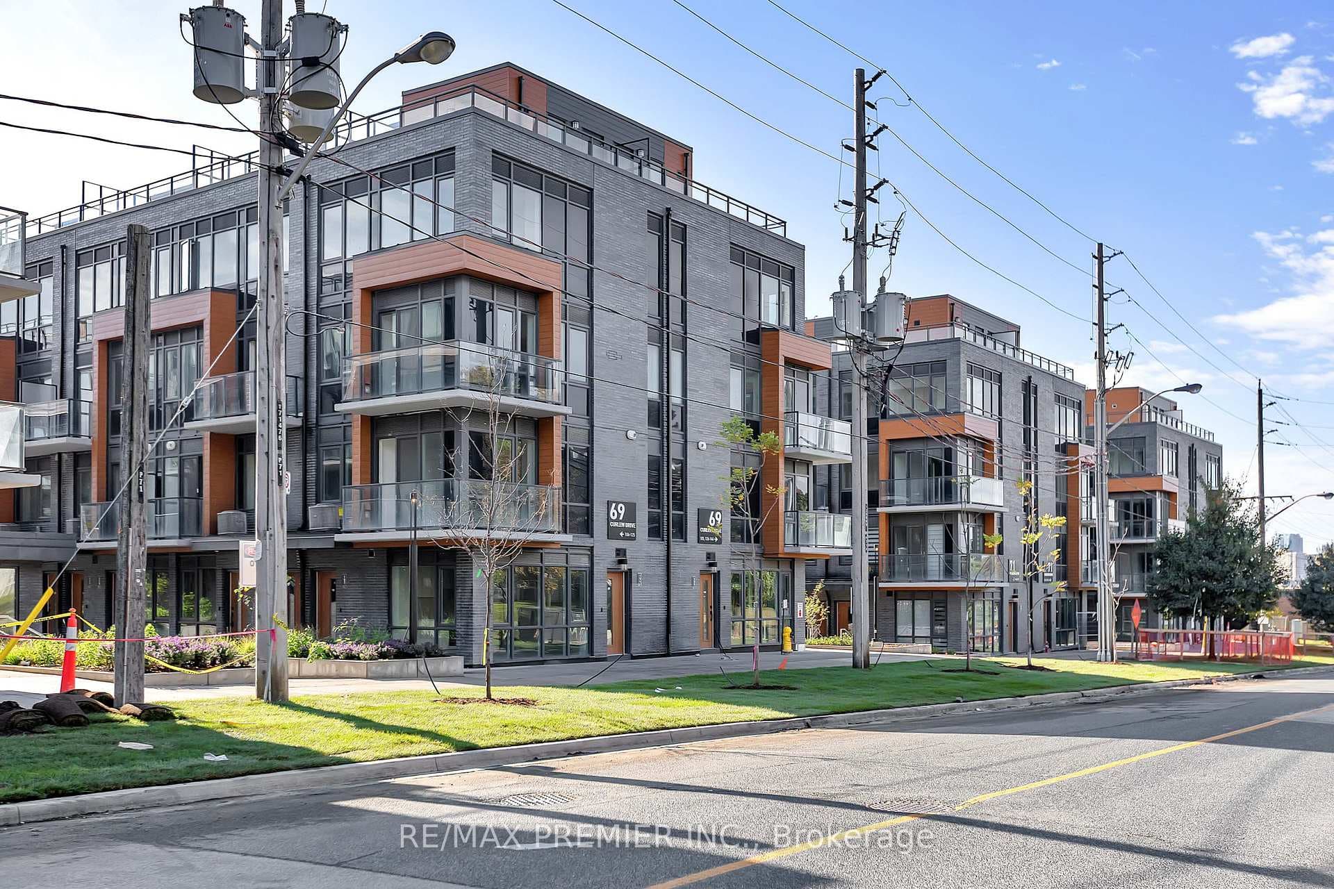69 Curlew Drive Unit D119, Don Mills / Parkwoods / Victoria Village, ON M3A 2P8 - Photo 1