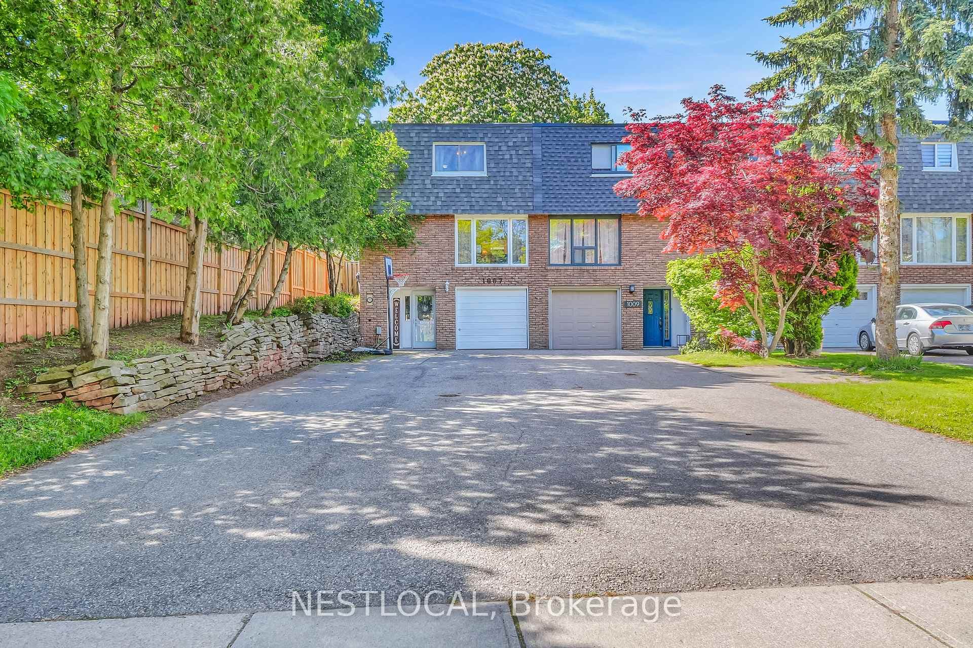 1007 Falgarwood Drive, Oakville, ON L6H 1N7 - Photo 1