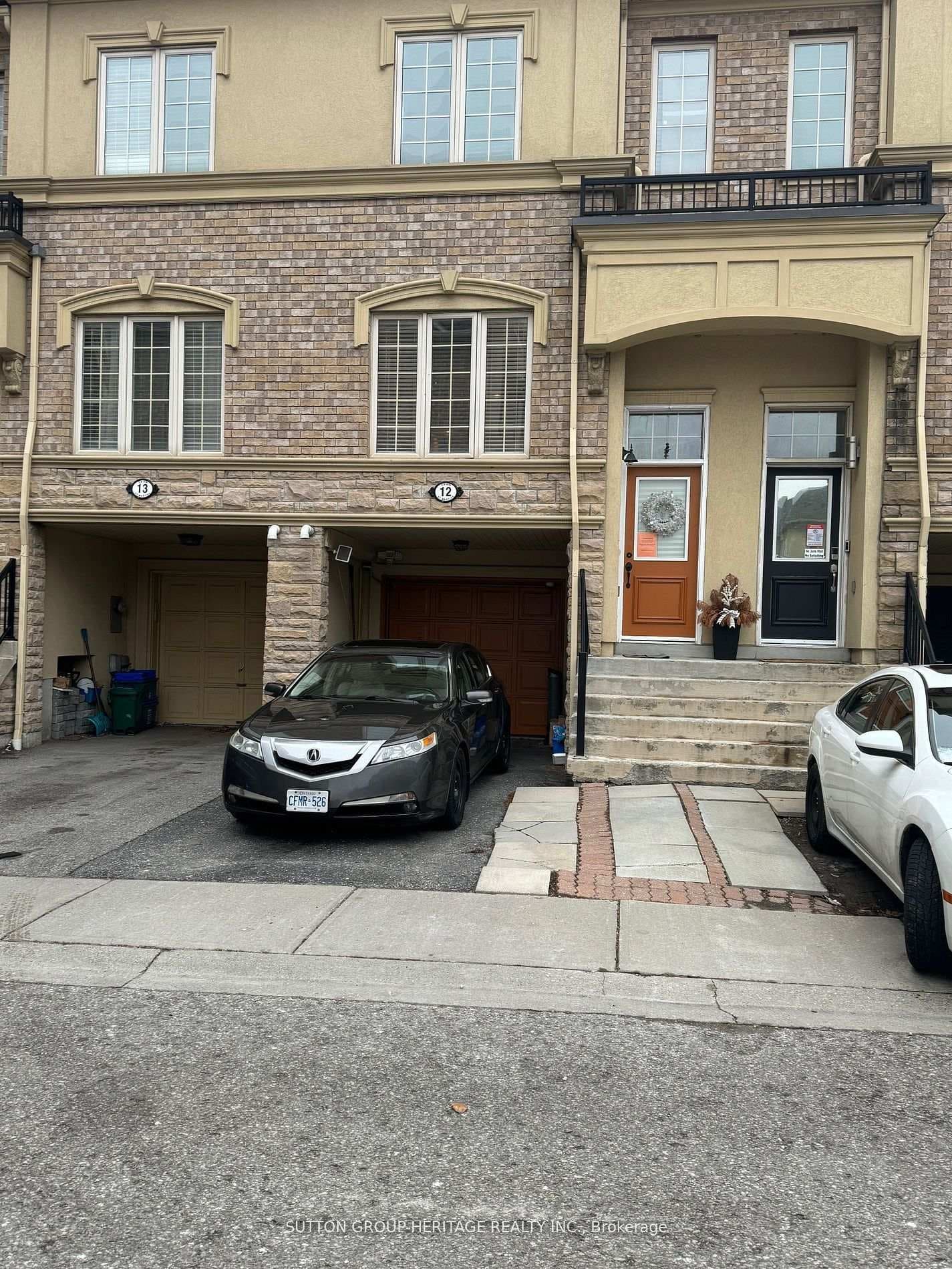 1250 St. Martins Drive Unit 12, Pickering, ON L1W 0A2 - Photo 1