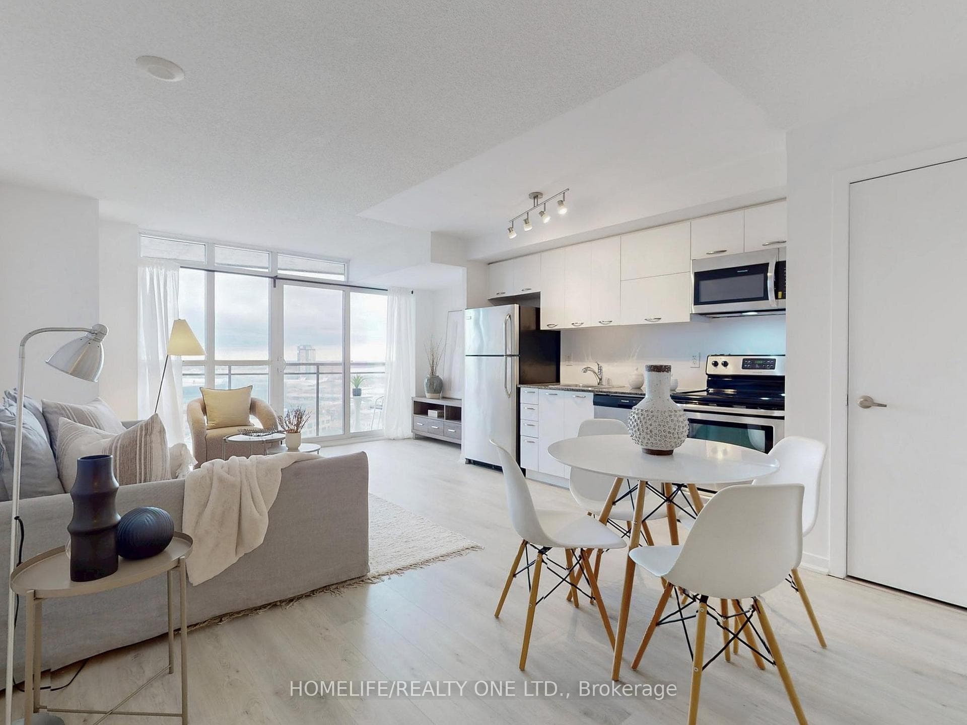 38 Joe Shuster Way Unit 2003, High Park / Junction / Roncesvalles, ON M6K 0A5 - Photo 1