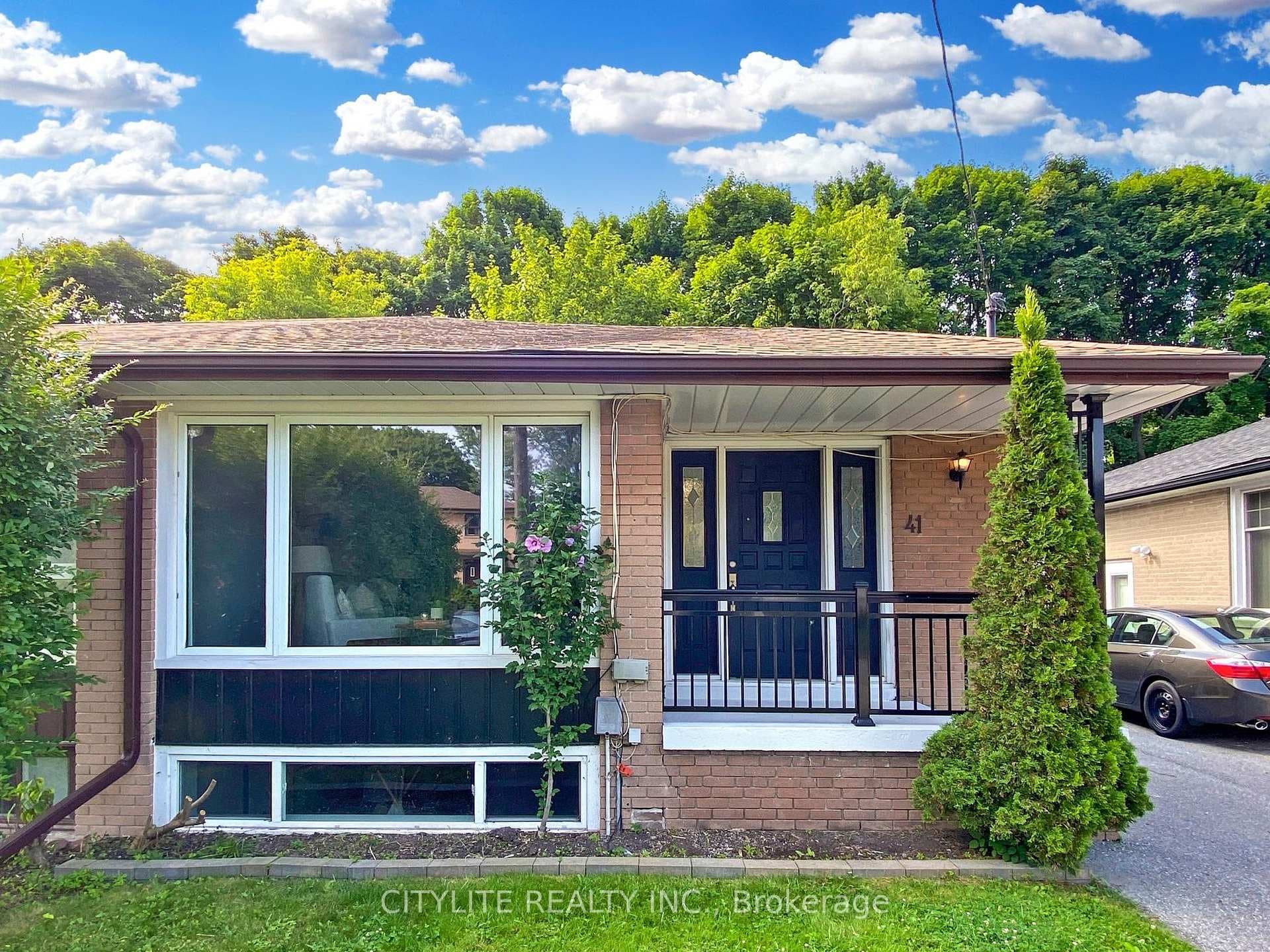 41 Pixley Crescent, Rouge / Port Union / Malvern, ON M1E 3G5 - Photo 1