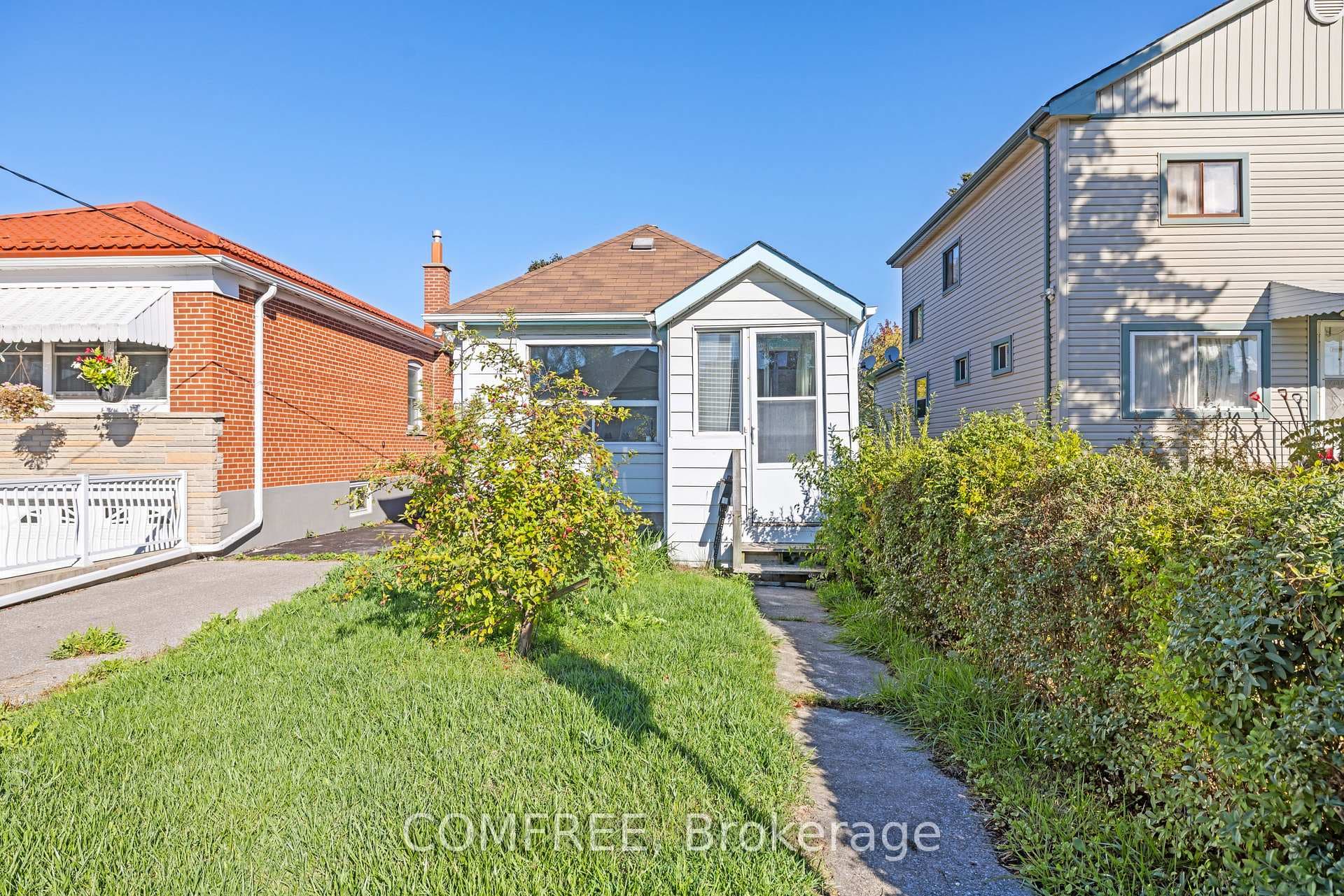 18 Glasgow Avenue, Toronto E04