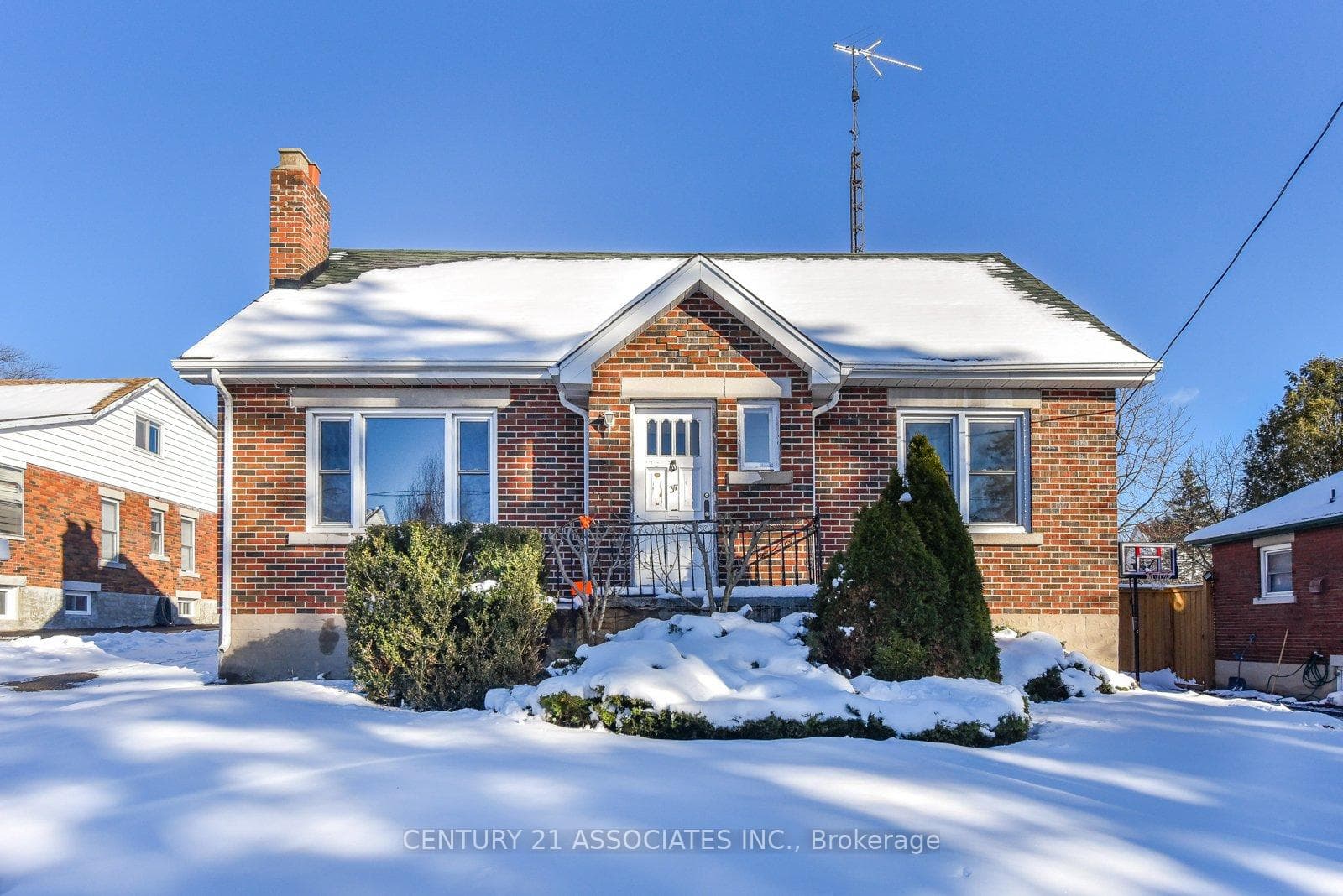 37 Lowell Street, Cambridge