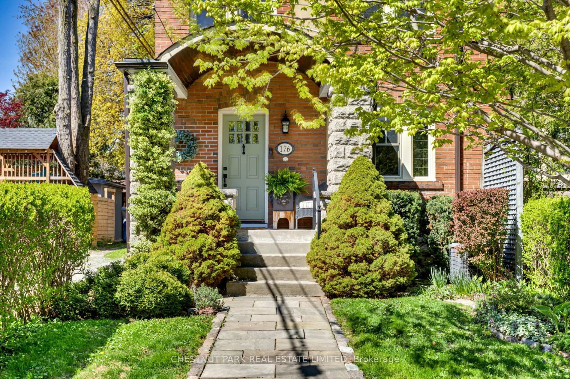176 Forman Avenue, Leaside / Davisville, ON M4S 2S2 - Photo 1