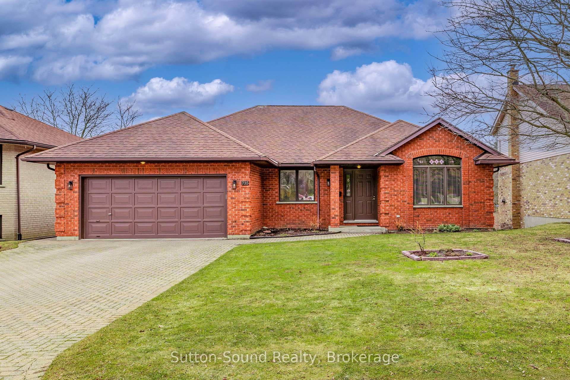 Wonderful Brick Bungalo