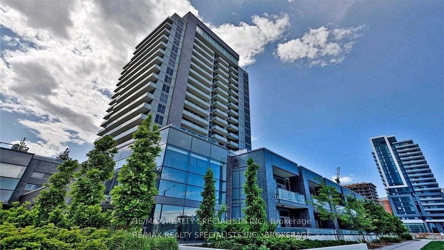 65 Oneida Crescent Unit 611, Richmond Hill, ON L4B 0G9 - Photo 1