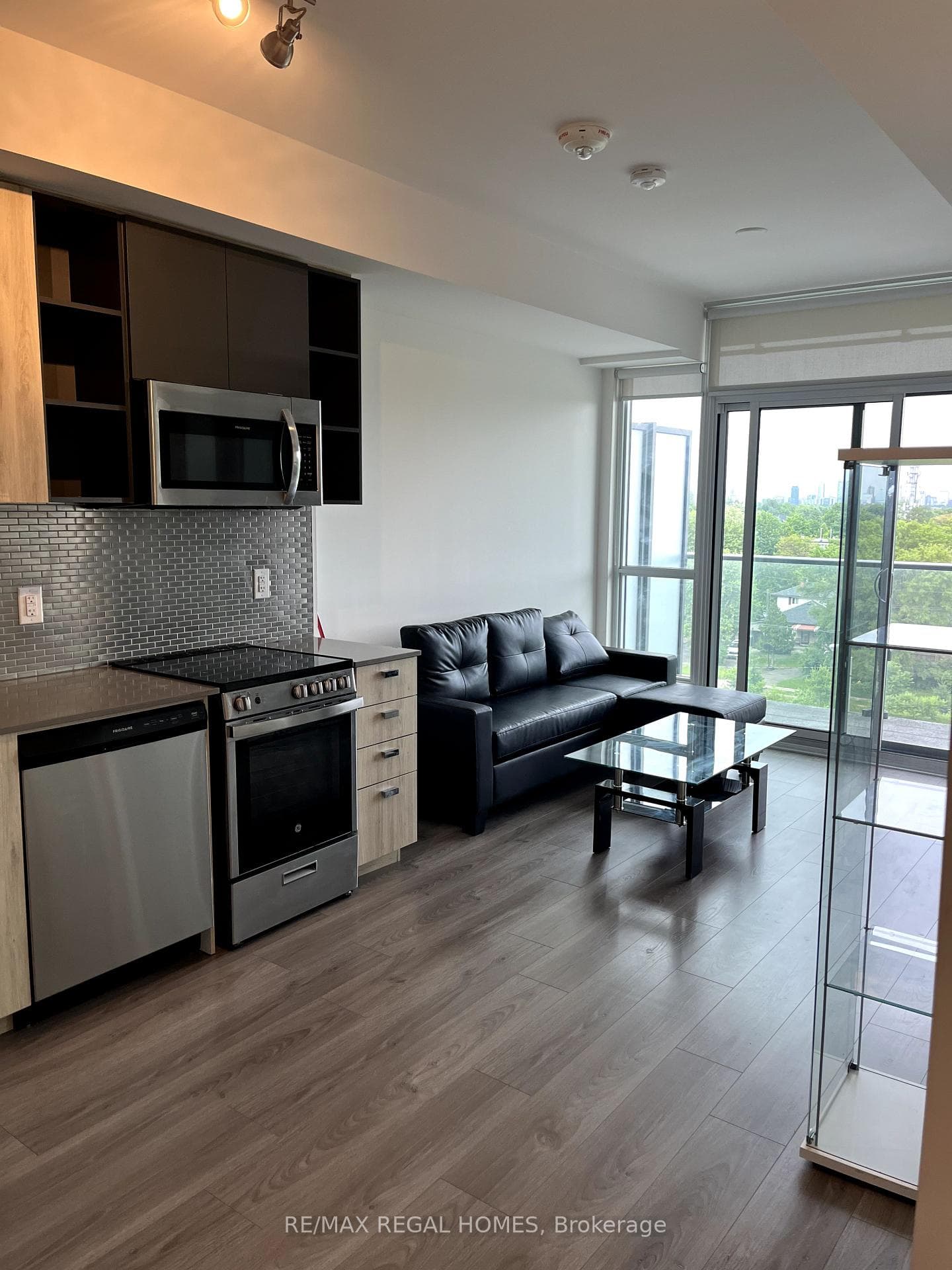 10 De Boers Drive Unit 608, Toronto W05