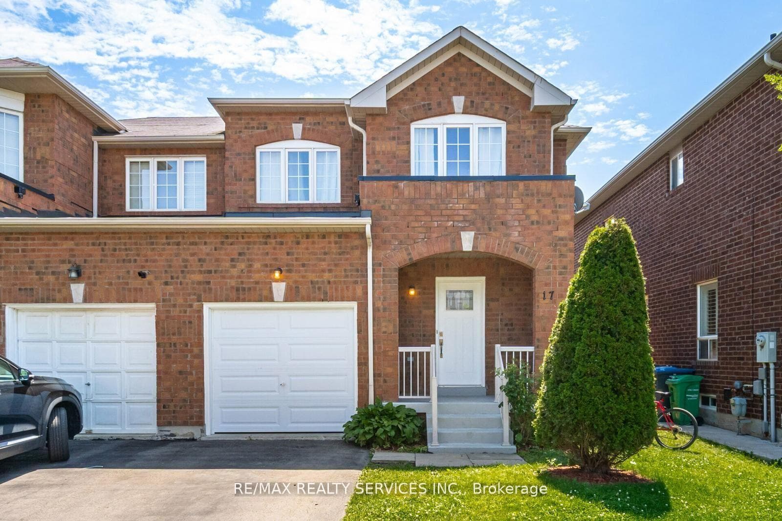 17 Dawes Road, Brampton, ON L6X 0R8 - Photo 1