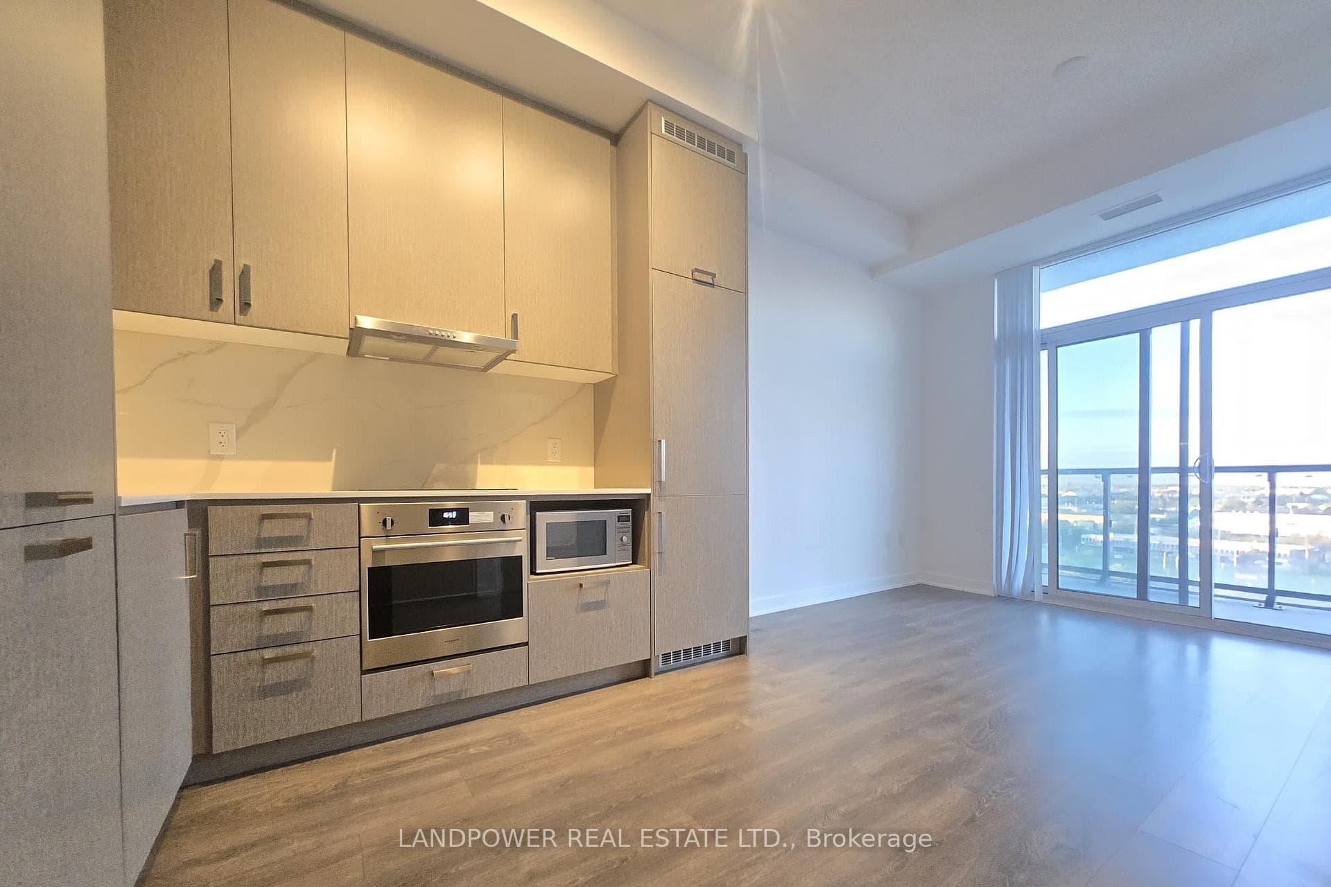 60 Honeycrisp Crescent Unit 1010, Vaughan