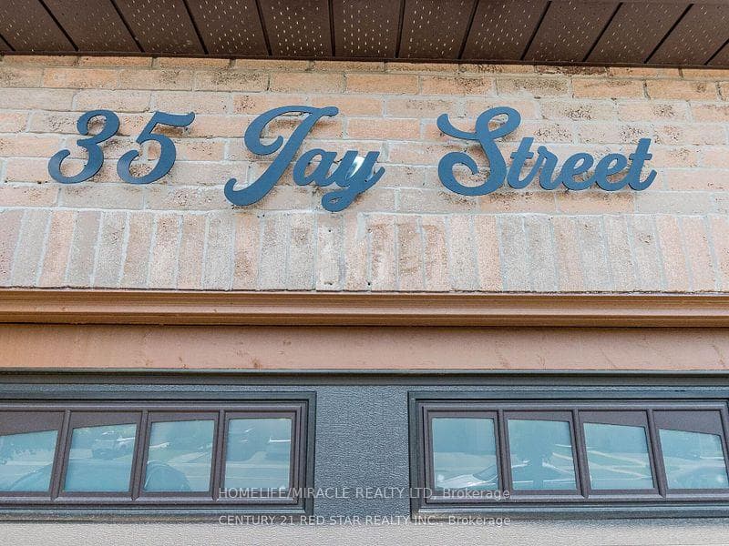 35 Jay Street, Brampton, ON L6Z 3V5 - Photo 1