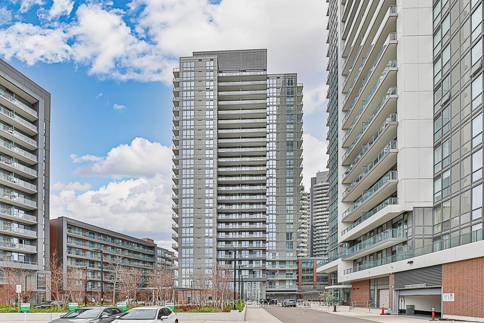 38 Forest Manor Road Unit 901, Hillcrest Village / Bayview Village, ON M2J 1M1 - Photo 1