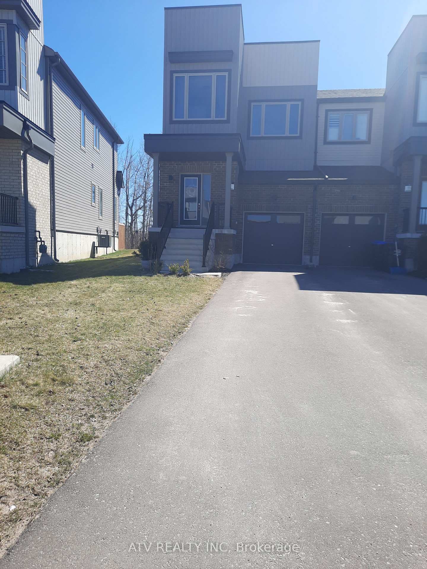 275 Atkinson Street, Clearview, ON L0M 1S0 - Photo 1