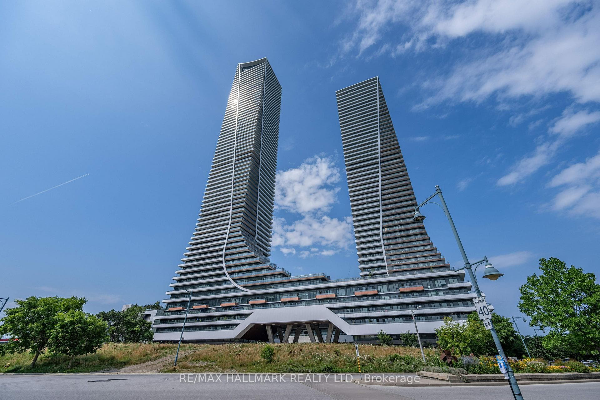 30 Shore Breeze Drive Unit 1818, Liberty Village / Parkdale / South Parkdale, ON M8V 0J1 - Photo 1