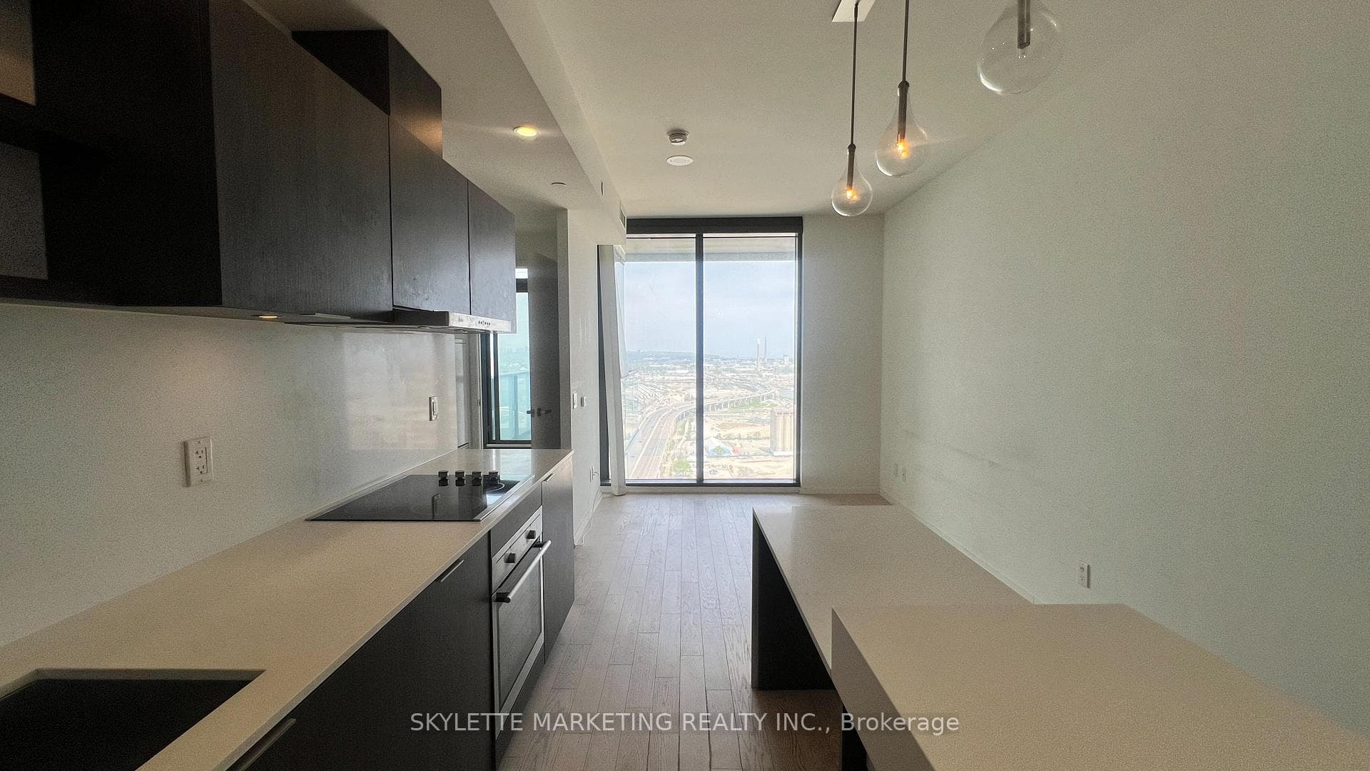 16 Bonnycastle Street Unit 2807, Toronto C08