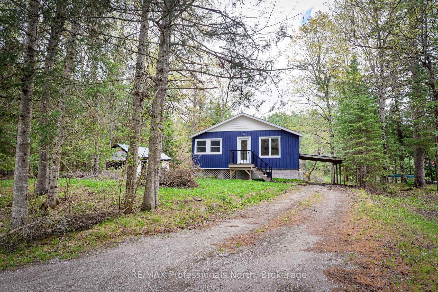 Welcome to 1011 Harmony Lane Pvt. Bracebridge