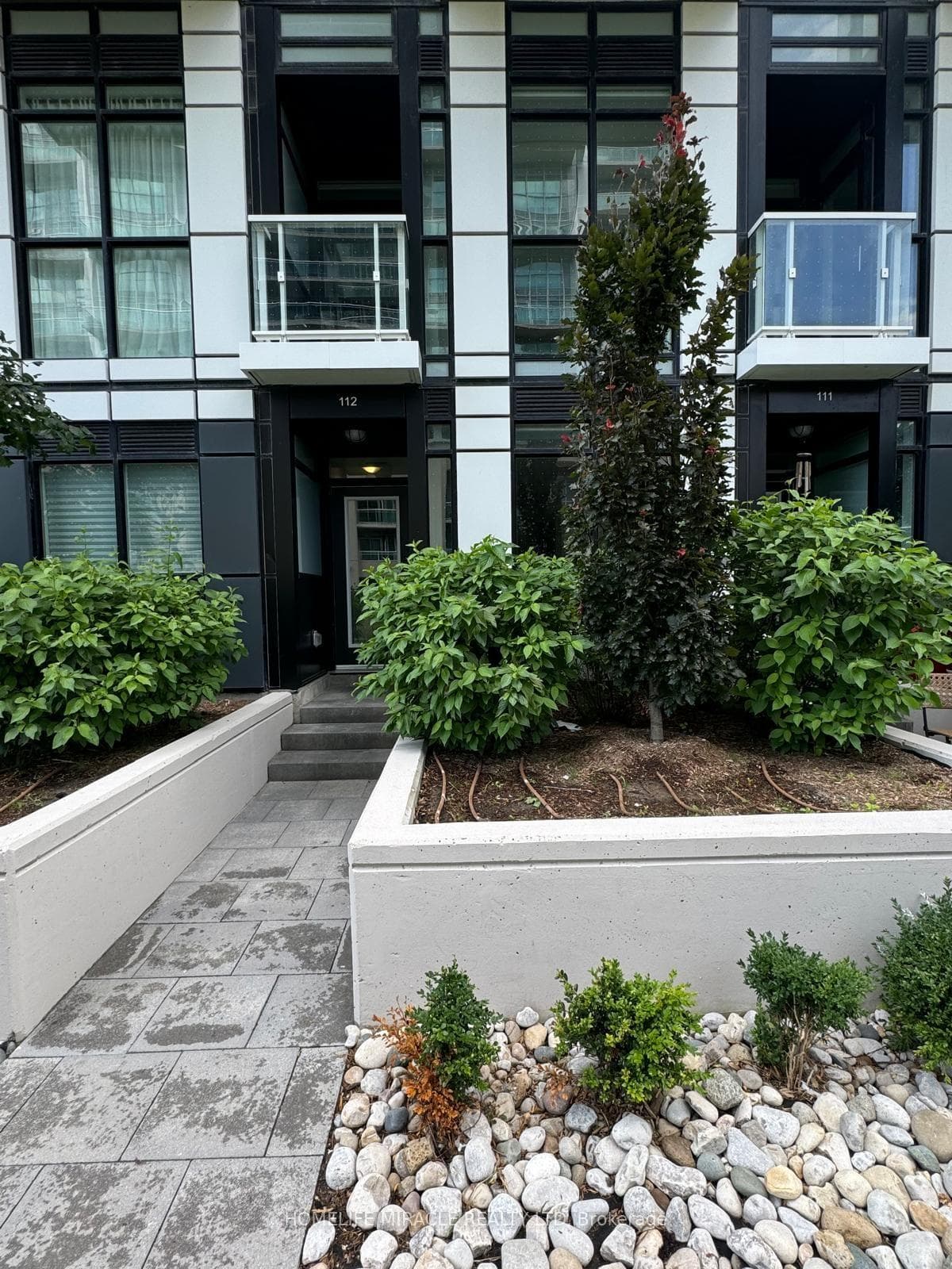 251 Manitoba Street Unit 112, Liberty Village / Parkdale / South Parkdale, ON M8Y 4G9 - Photo 1