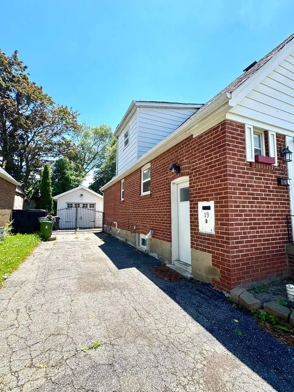 19 Westchester Street Unit Basement, York / Weston, ON M6M 2S4 - Photo 1