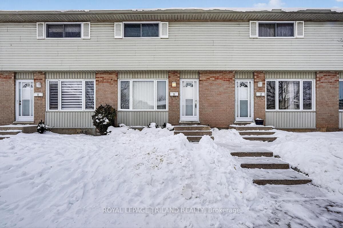 1095 Jalna Boulevard Unit 11, London South, ON N6E 2Y7 - Photo 1