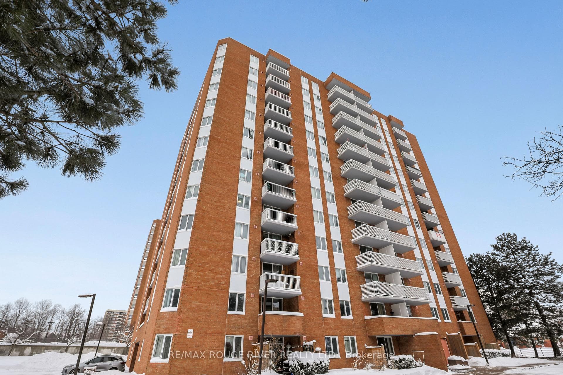 15 Sewells Rd