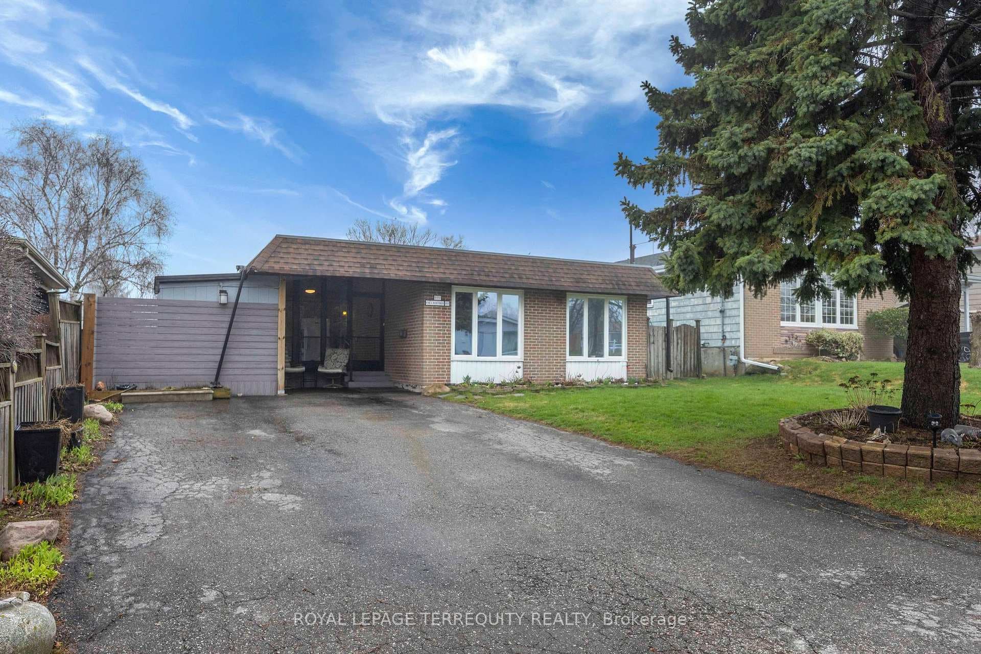 971 Oklahoma Drive, Pickering, ON L1W 2H8 - Photo 1