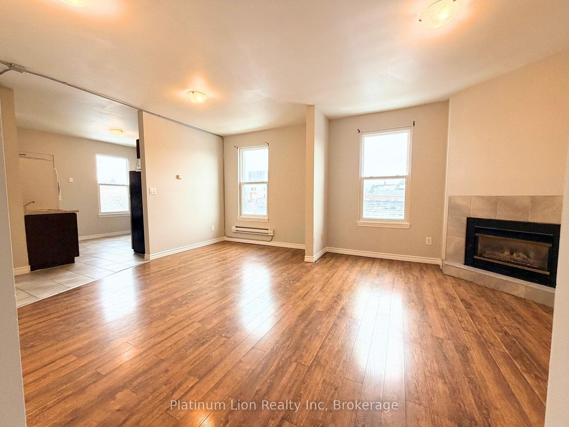 340 1/2 Barton Street Unit 3, Hamilton, ON L8L 2X7 - Photo 1