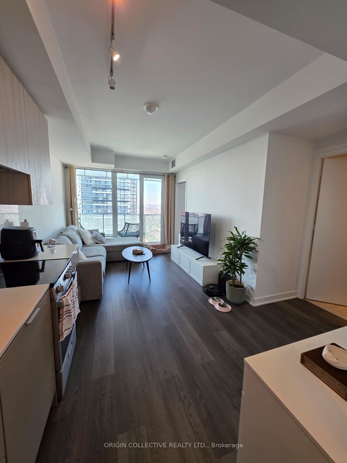 3900 Confederation Parkway Unit 2308, Mississauga